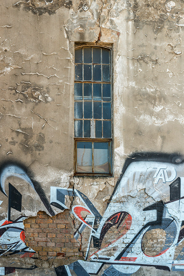 Okno Silocentrály / Winow of Silocentrála