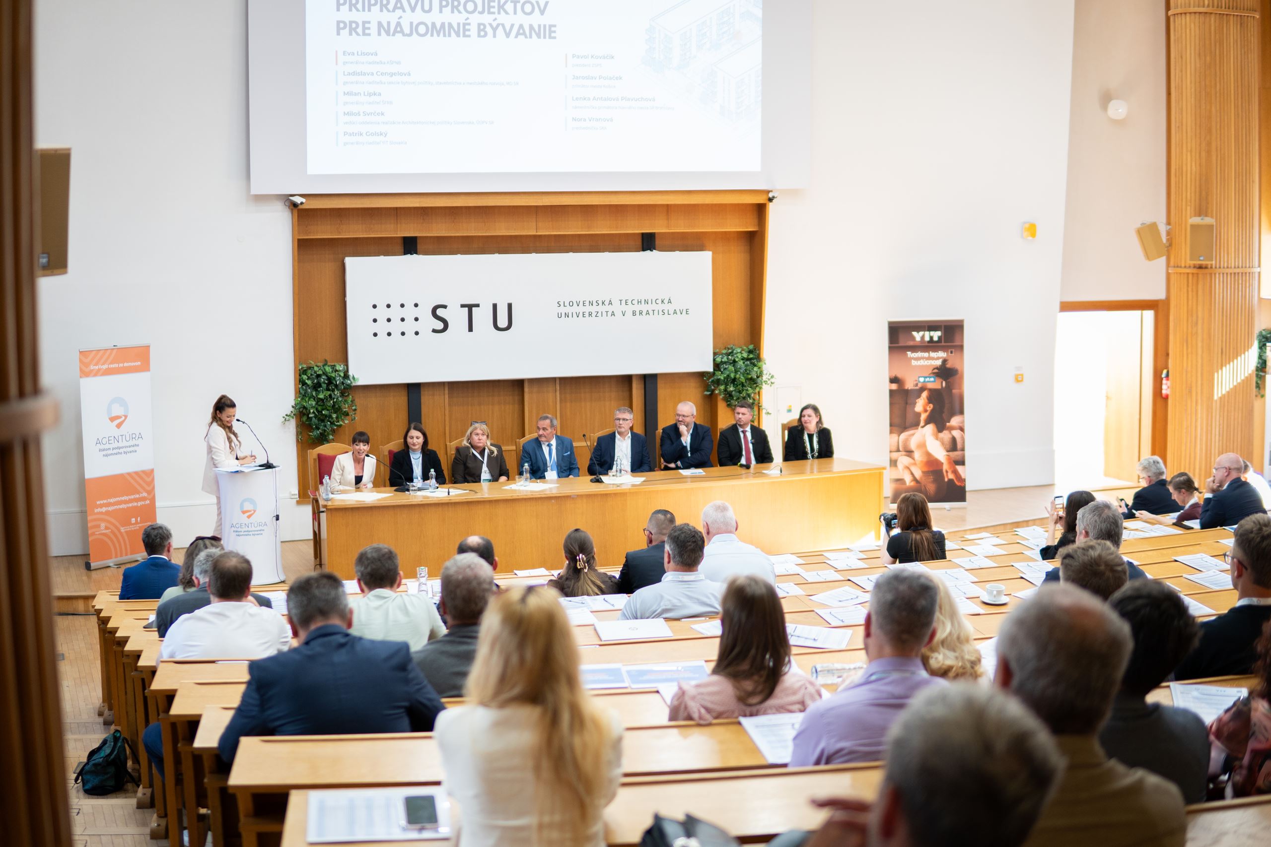 Konferencia o štátom podporovanom nájomnom bývaní otvorila diskusiu o konkrétnych riešeniach pre dostupnejšie bývanie na Slovensku